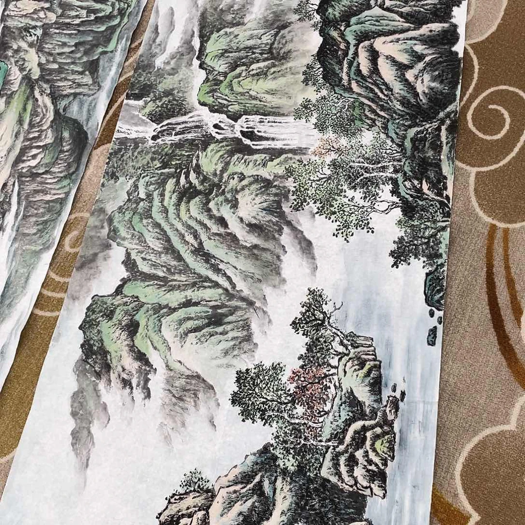 国画亿**人定制作品连增志画心