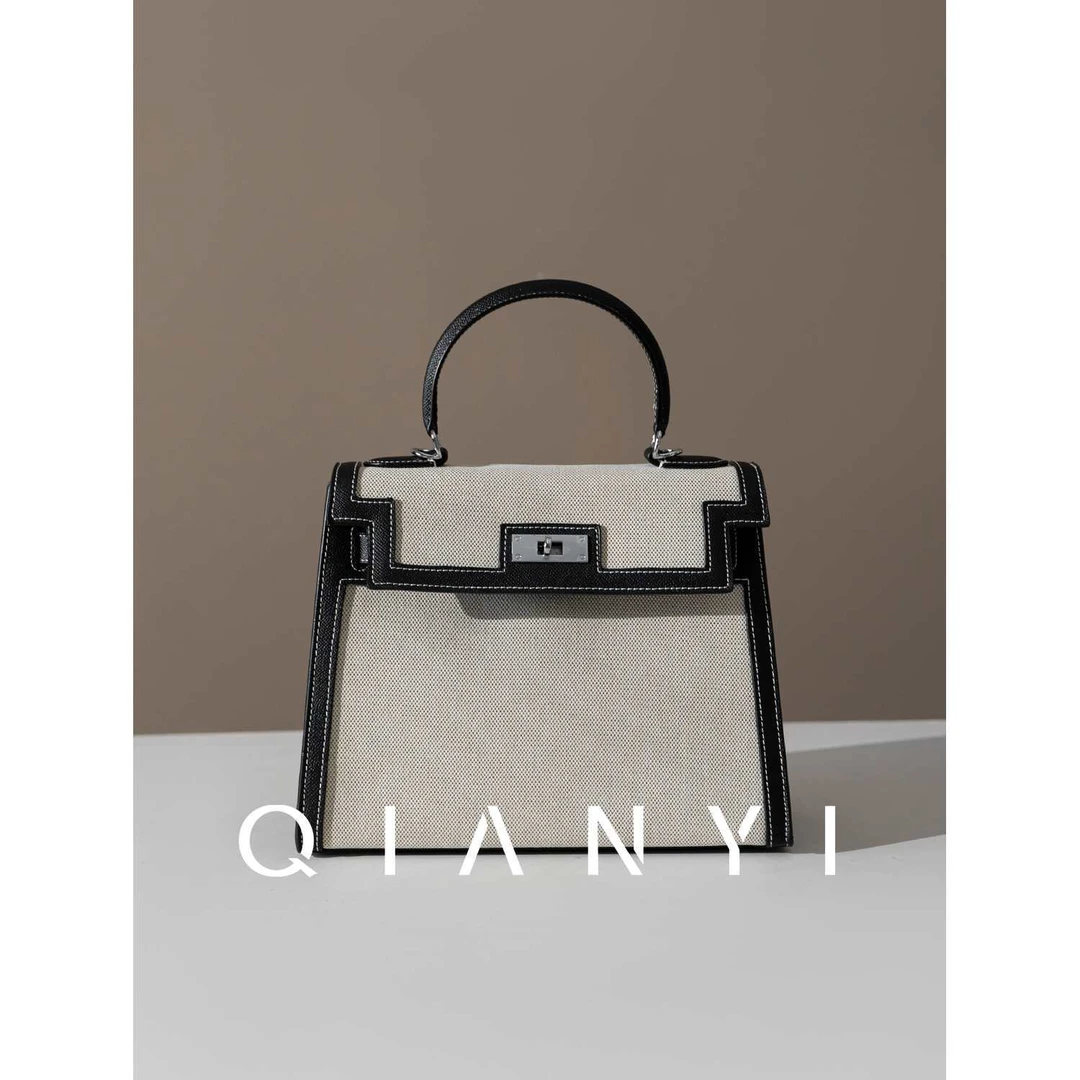 2025新款时尚休闲复古简约便携单肩包经典方包女士手提包