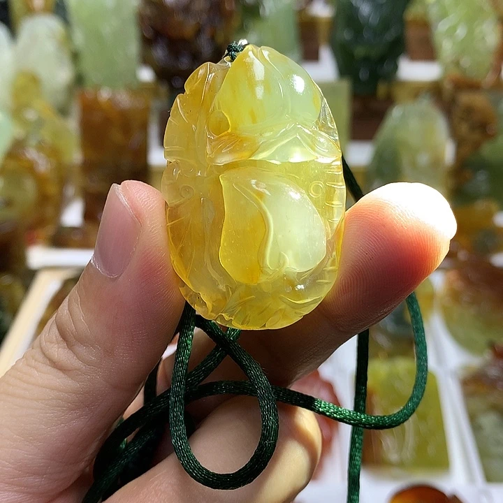 蛇纹石玉未镶嵌珠宝半成品