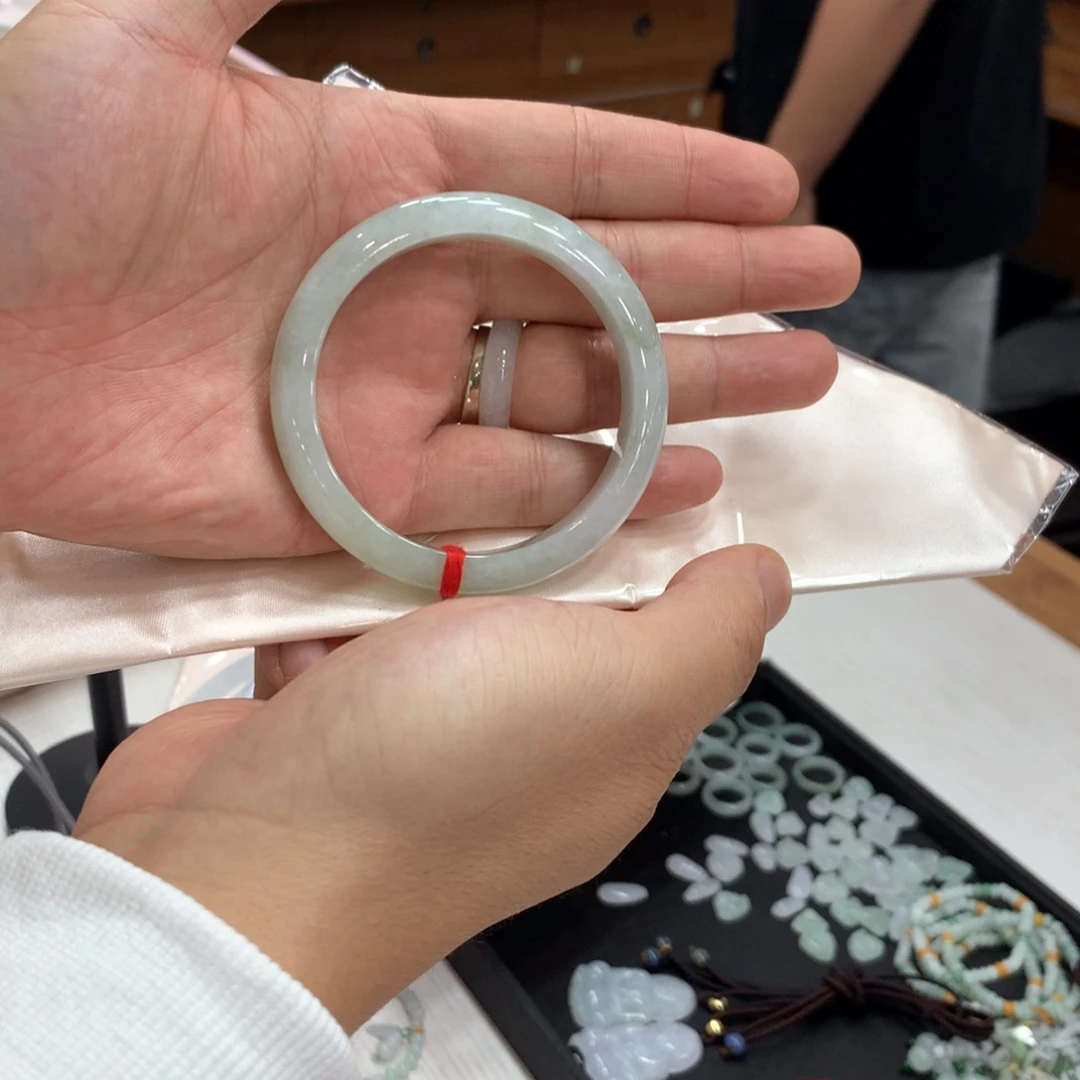 翡翠未镶嵌手镯买断