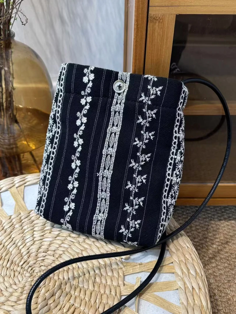 日系文艺范提花麻细肩带手机包