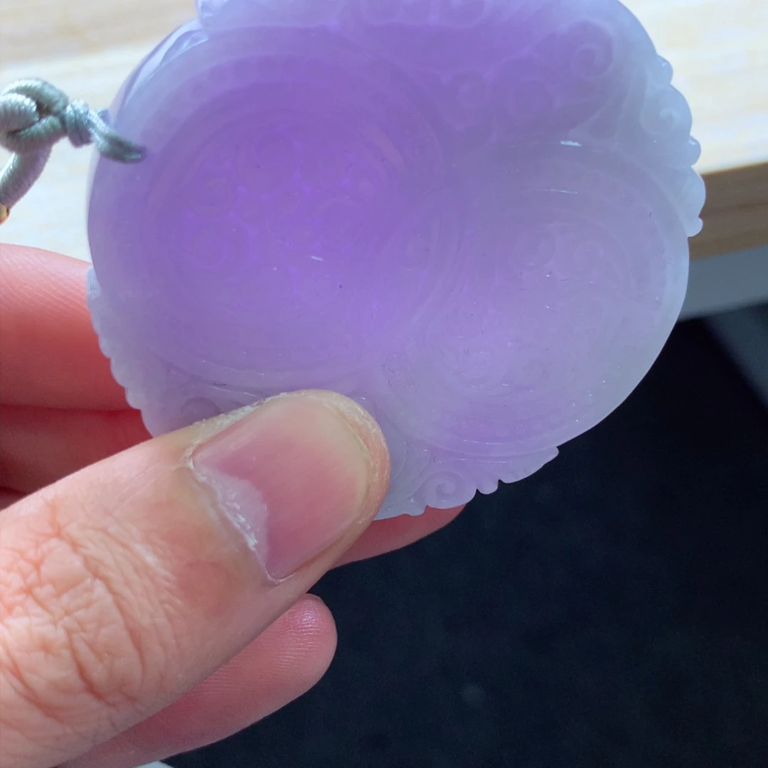 翡翠颈饰未镶嵌吊坠