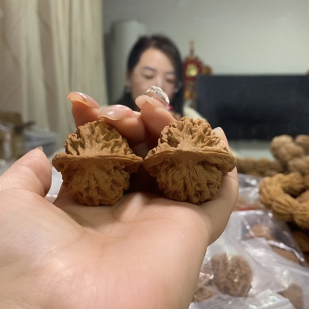 把件文玩核桃哈****爸37秦闷有瑕疵不退不换