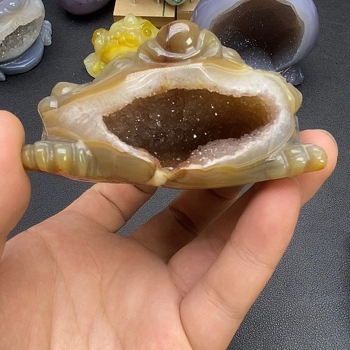 玛瑙/玉髓未镶嵌珠宝奇石