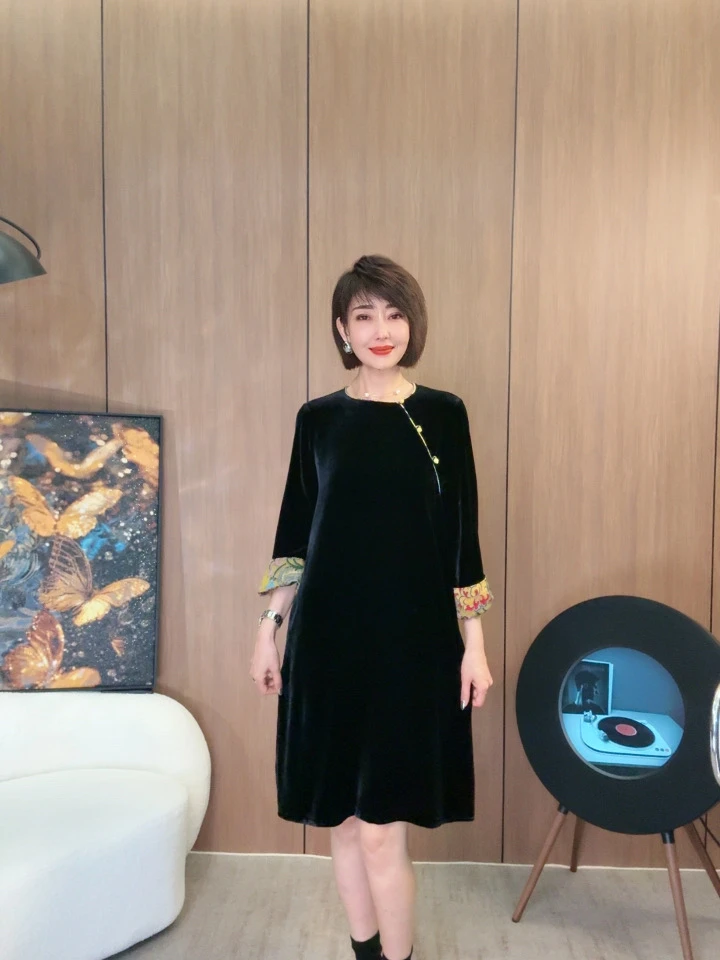 露露新中式真丝丝绒缠枝莲-连衣裙缠枝莲2025秋冬季新款T821