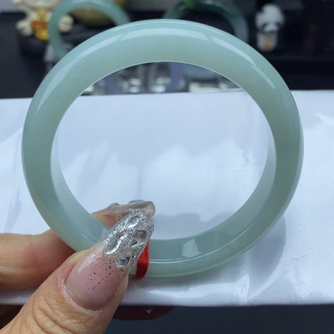 翡翠未镶嵌手镯手镯