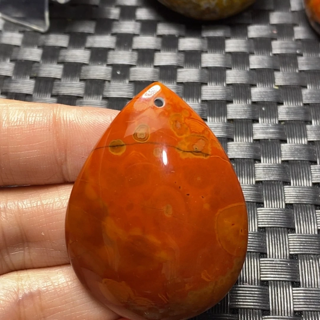 玛瑙/玉髓颈饰未镶嵌秀*