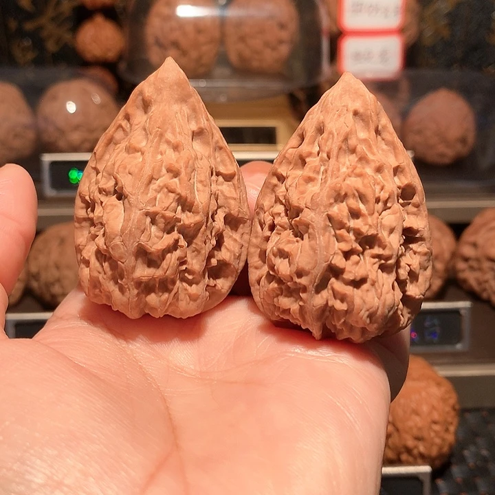 文玩核桃把件野生