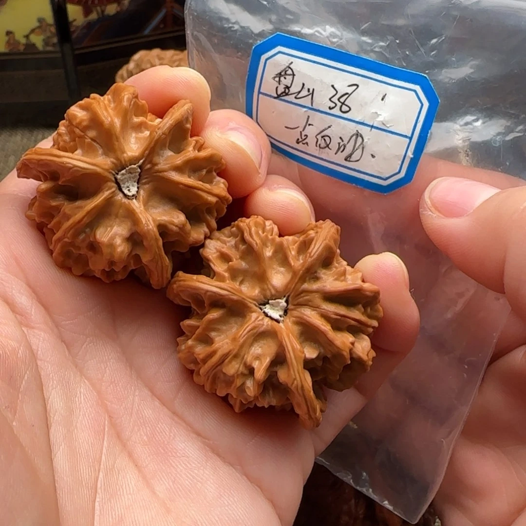 文玩核桃把件发发发