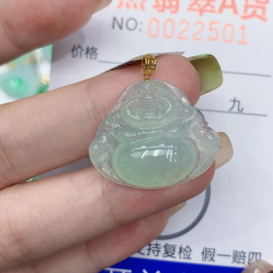 翡翠18K金镶嵌颈饰佛公