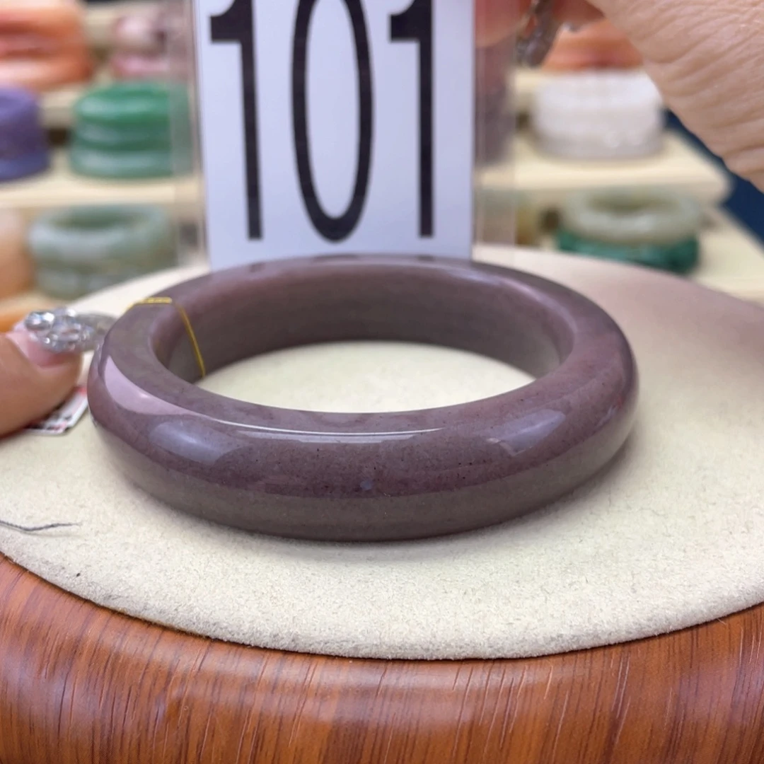 石英质玉未镶嵌手镯62.7圈