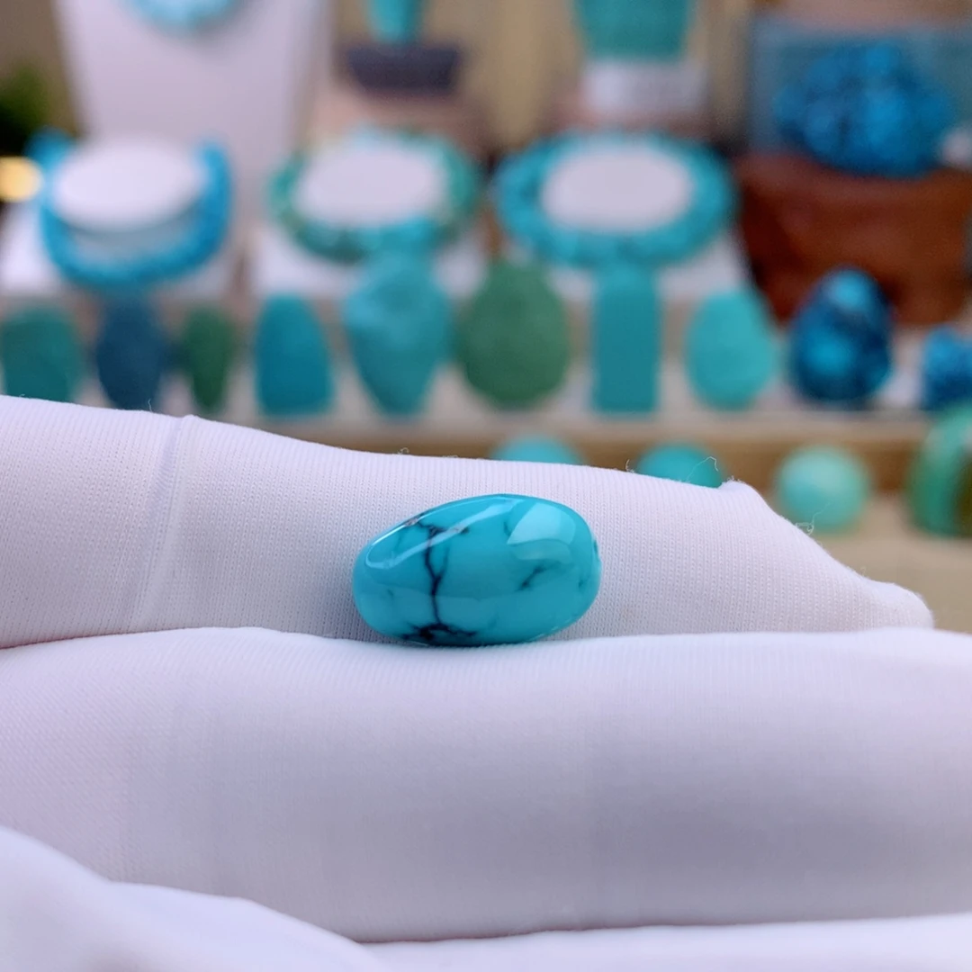 绿松石未镶嵌挂件