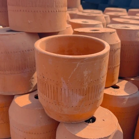 红陶口15高15微瑕