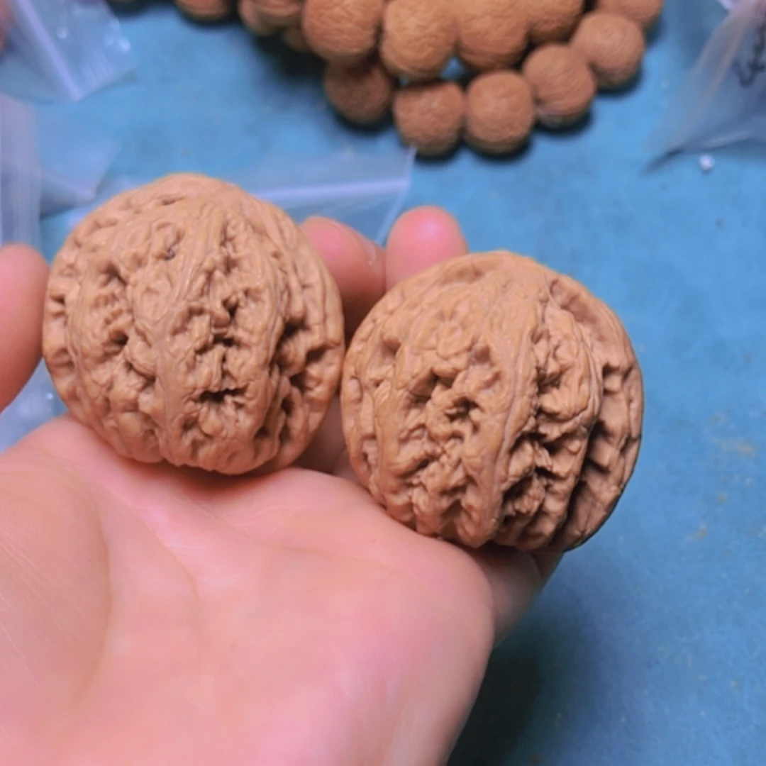 【闪购商品】核桃摆件41粗筋有修