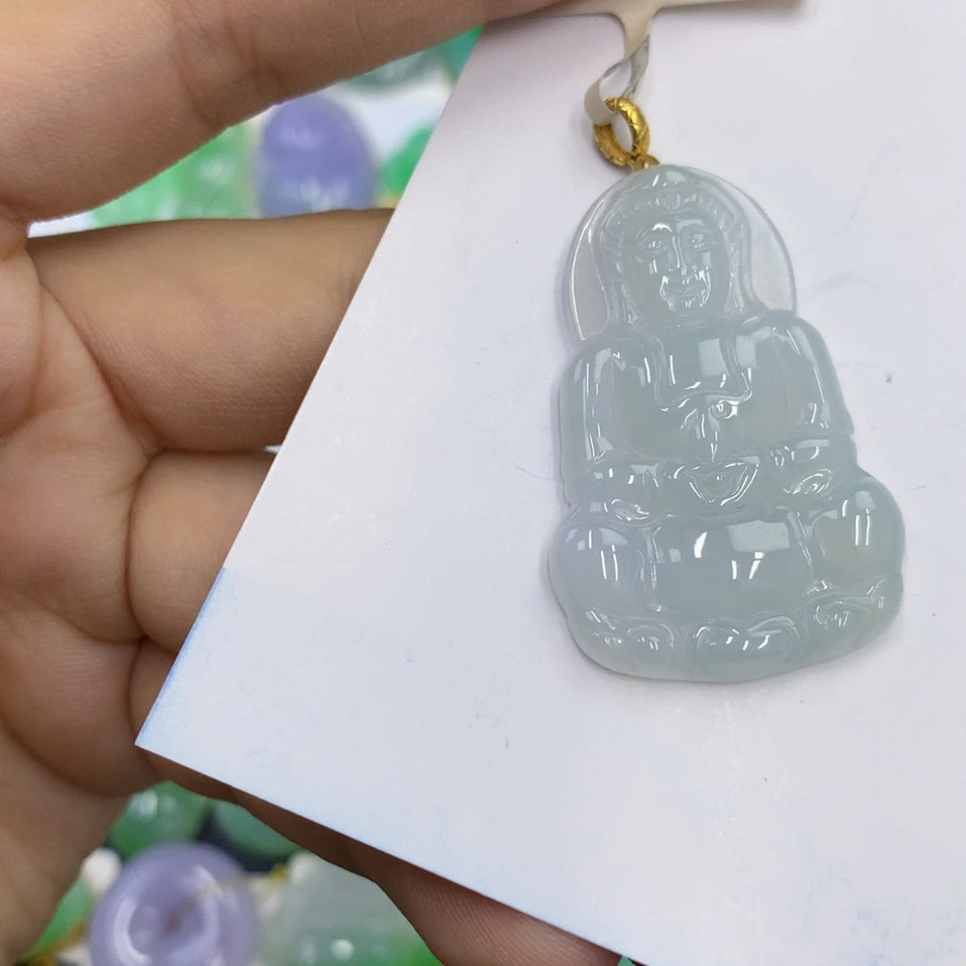 翡翠18K金镶嵌颈饰翡翠
