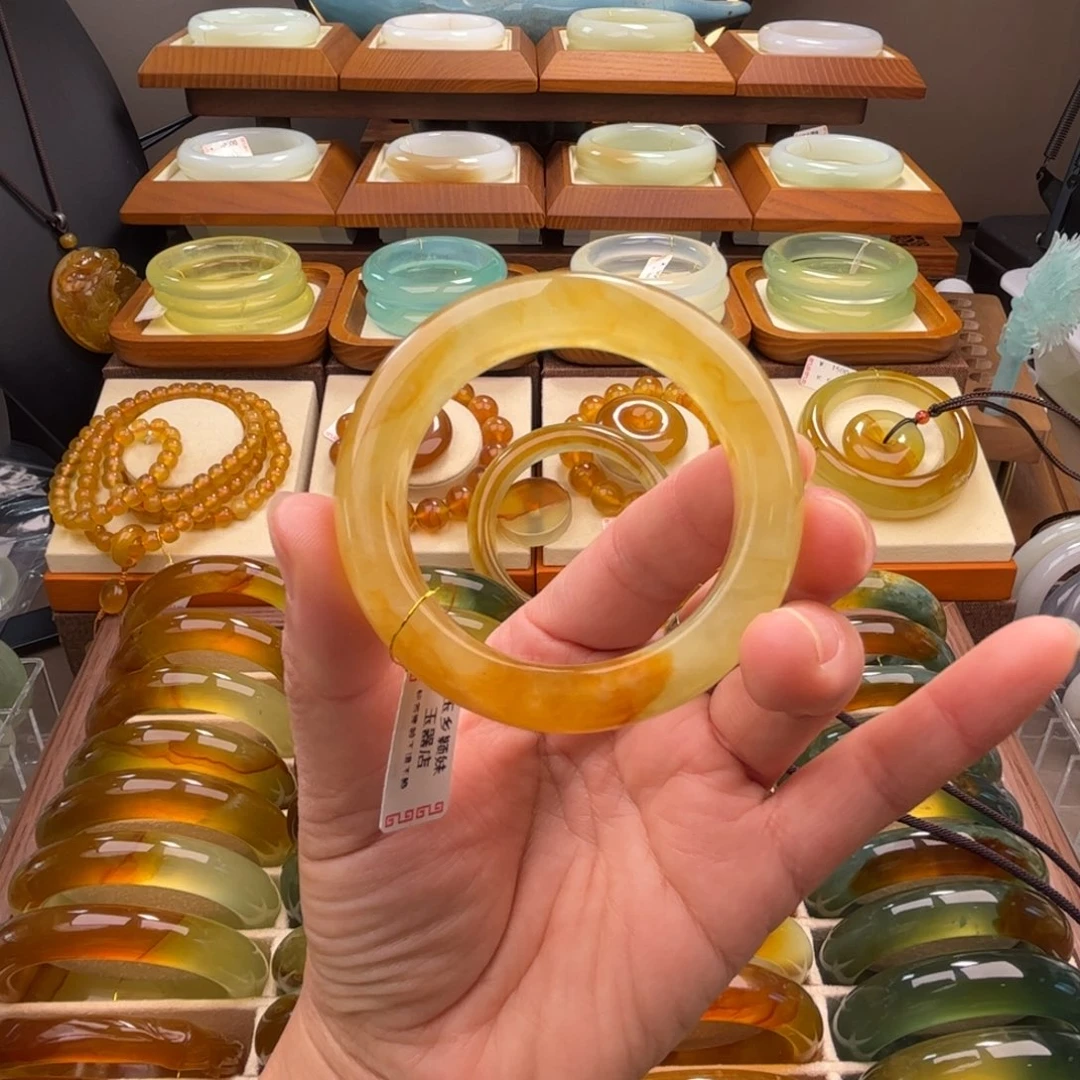 蛇纹石玉未镶嵌手镯50