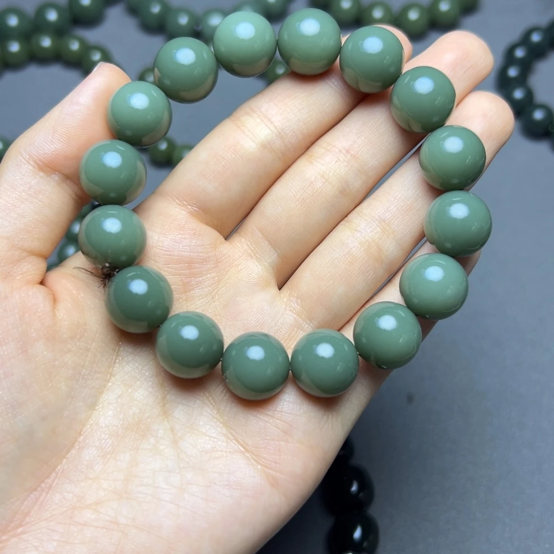 J***N和田玉未镶嵌手链