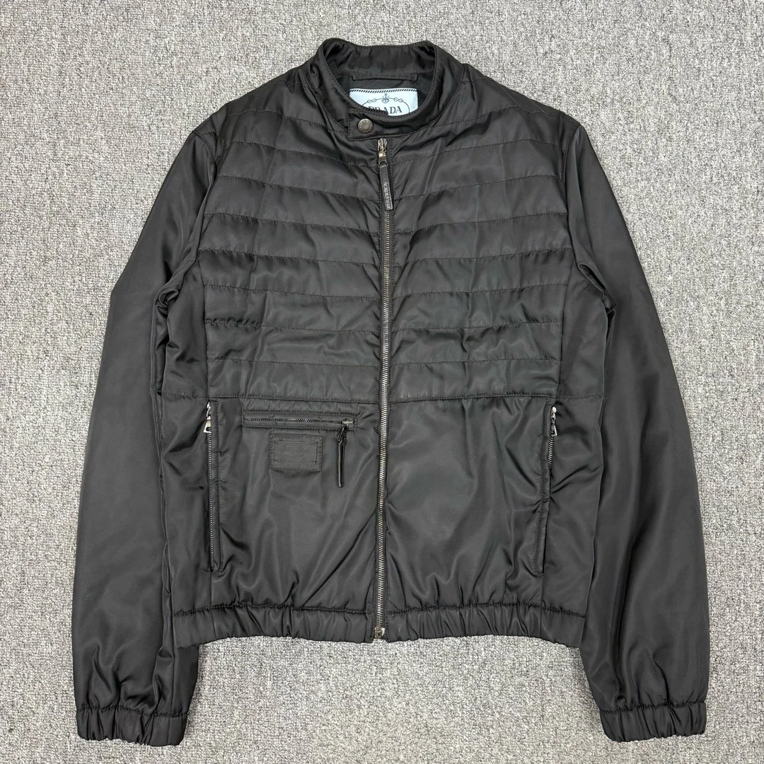95新 Prada/普拉达 12450929nz黑色口袋logo拉链尼龙夹克外套44码