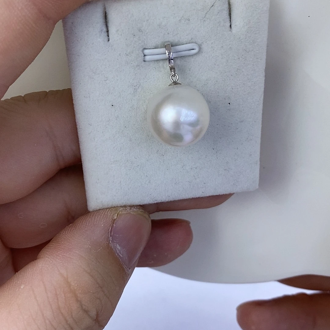 海水珍珠18K金镶嵌颈饰