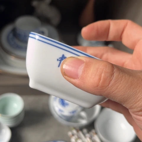其他瓷四方碟一个陶瓷
