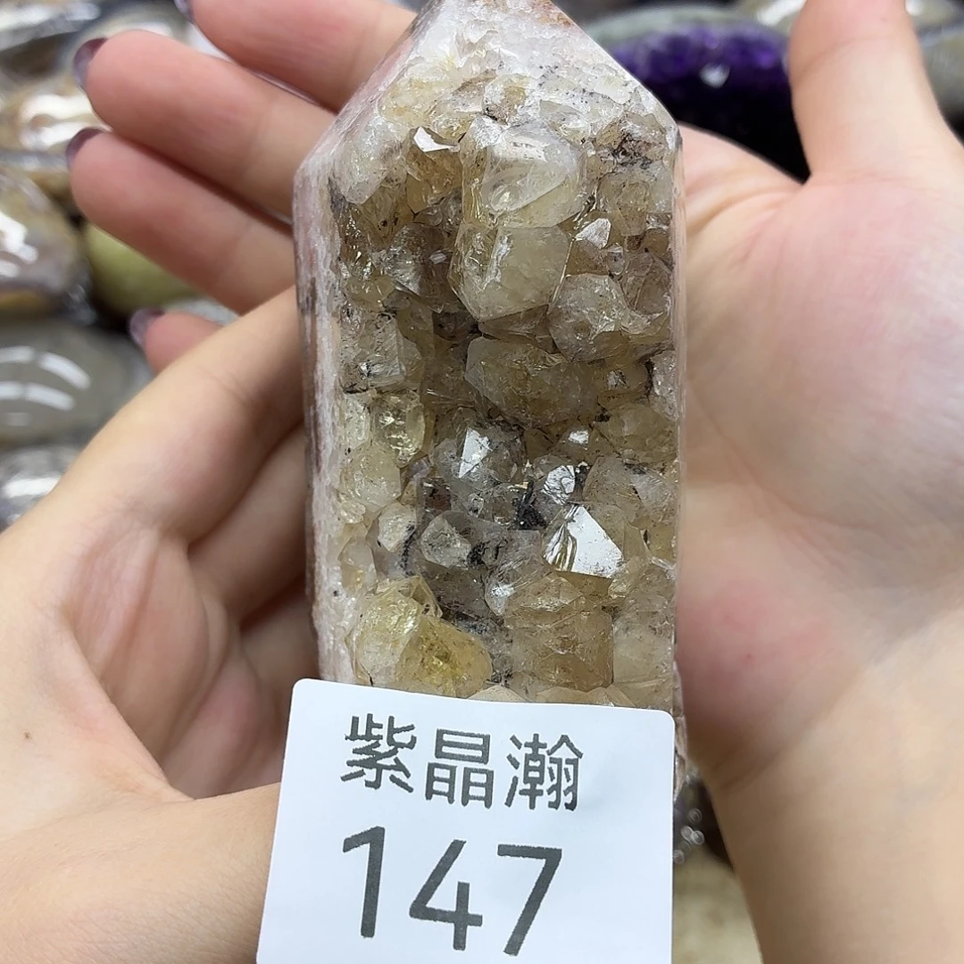 未镶嵌水晶大型摆件（非配饰）