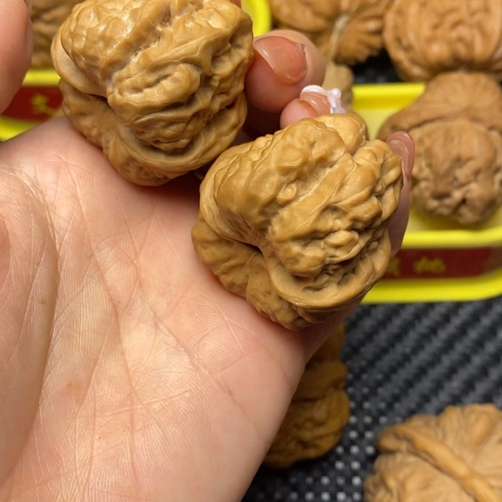 桃核吊坠茴*蛤蟆头……