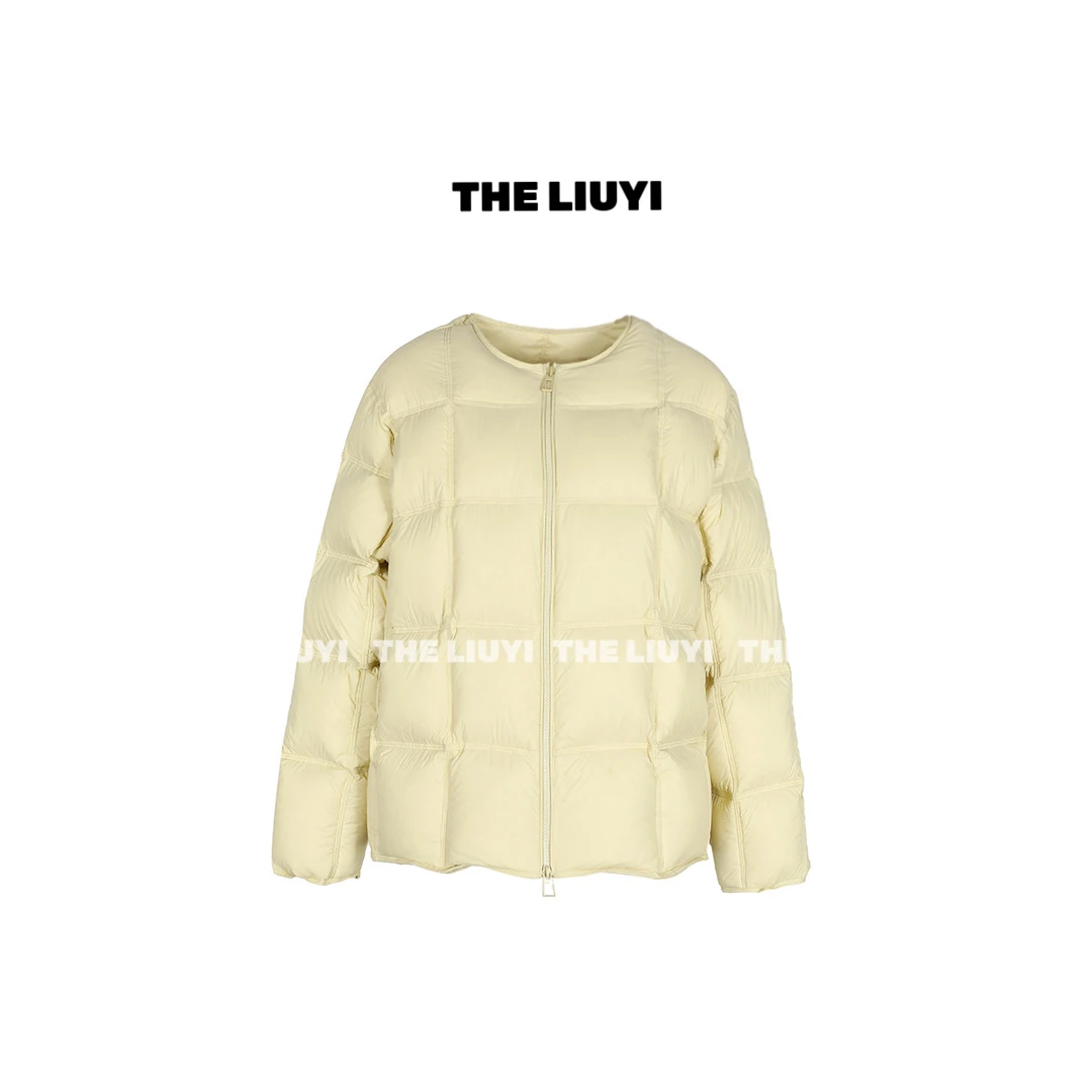 【LIUYI】零压感90白鸭绒方格圆领羽绒服2427/4807