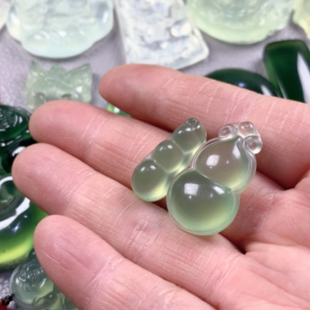 【闪购商品】蛇纹石玉岫玉吊坠未镶嵌