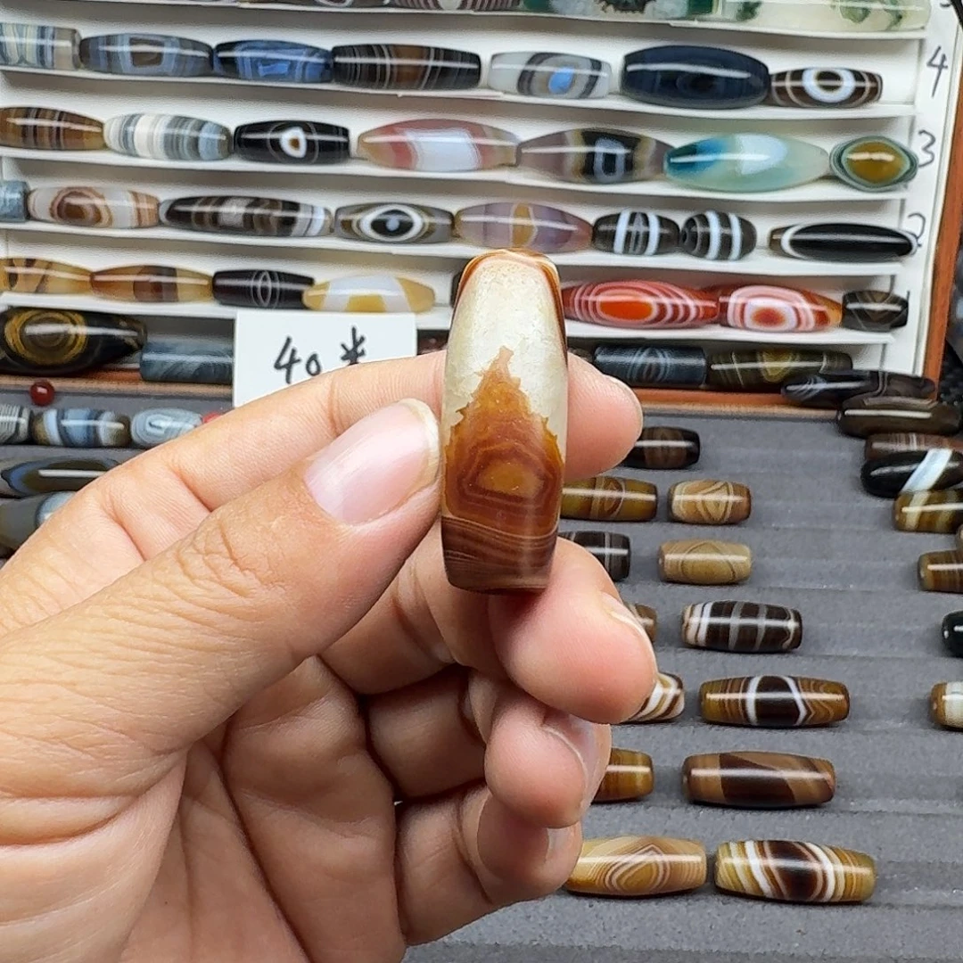 并***联玛瑙/玉髓合金珠宝半成品