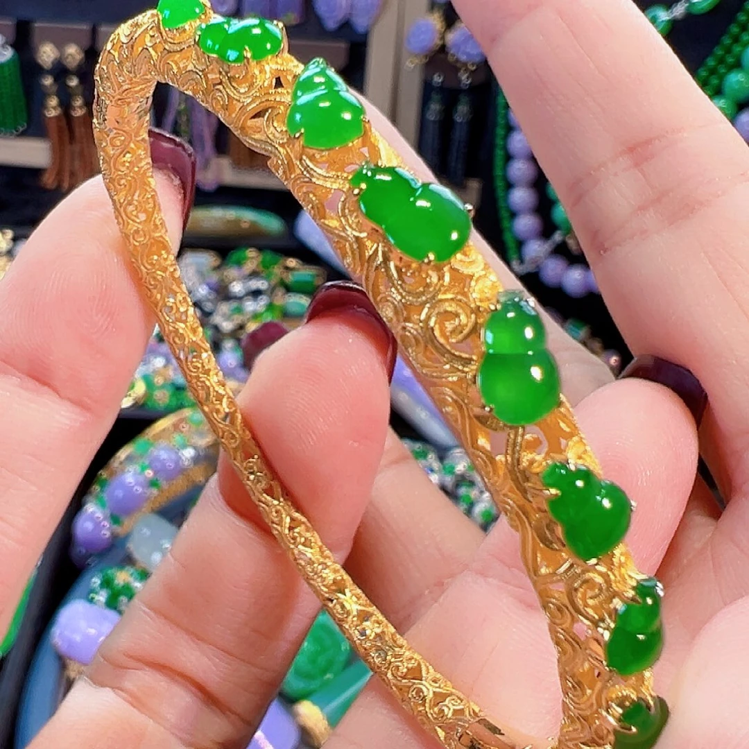 翡翠18K金镶嵌手镯签收后24小时鉴赏期