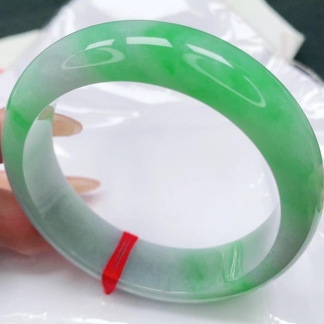 未镶嵌手镯翡翠71