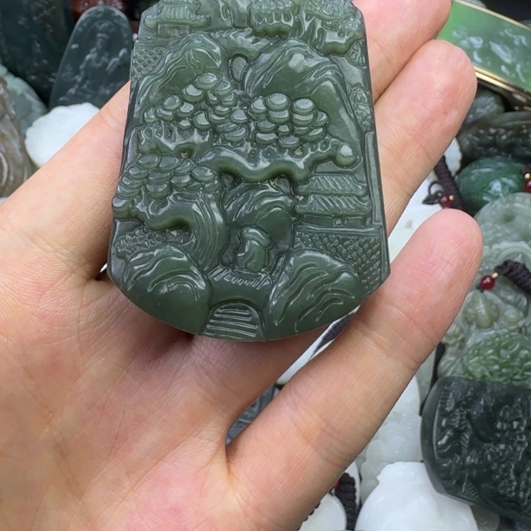 颈饰未镶嵌和田玉