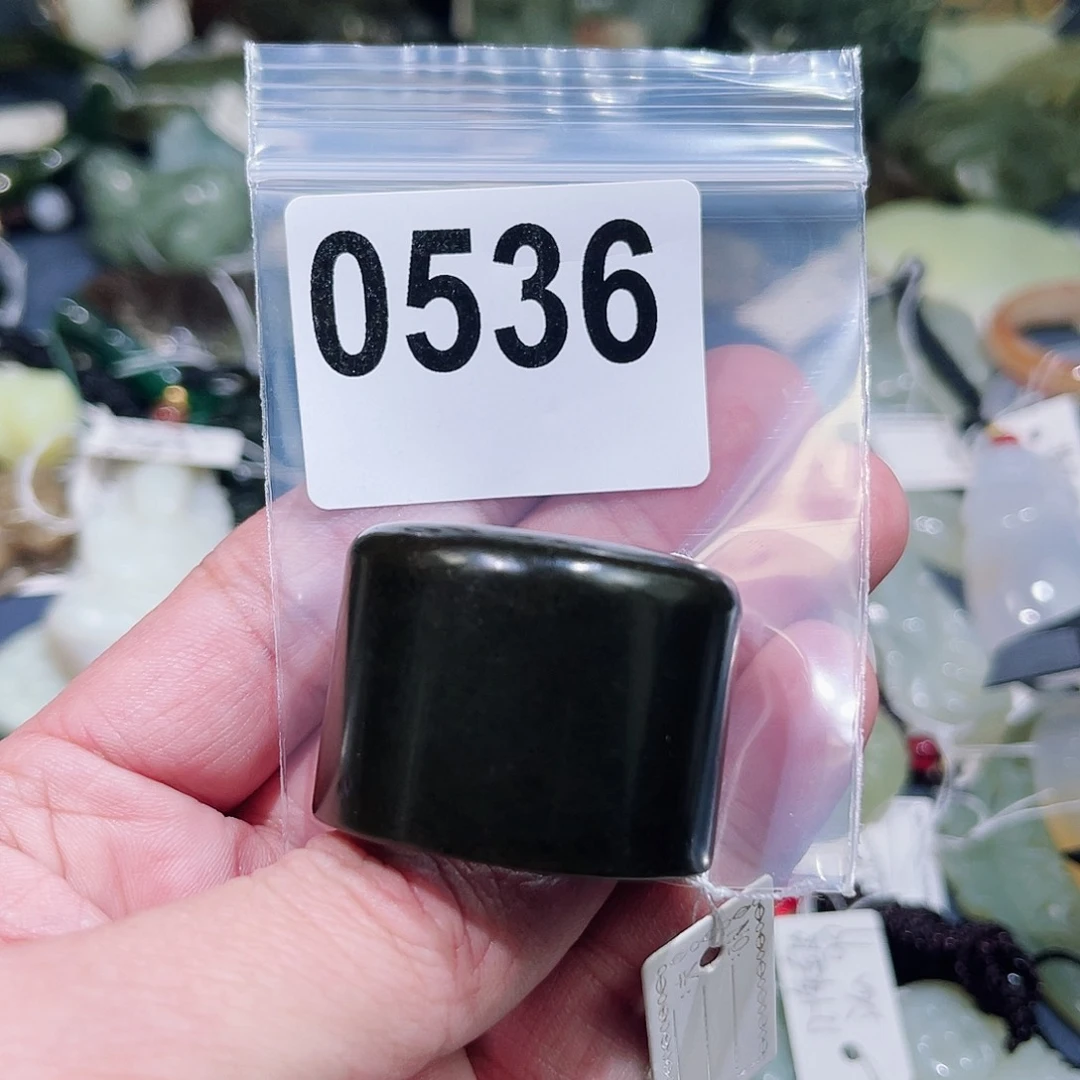 和田玉未镶嵌颈饰阿*杜