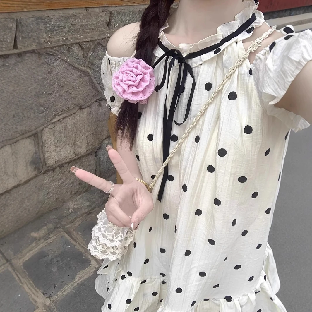 法式甜美露肩波点连衣裙女夏季2025新款小个子气质蓬蓬短裙娃娃裙