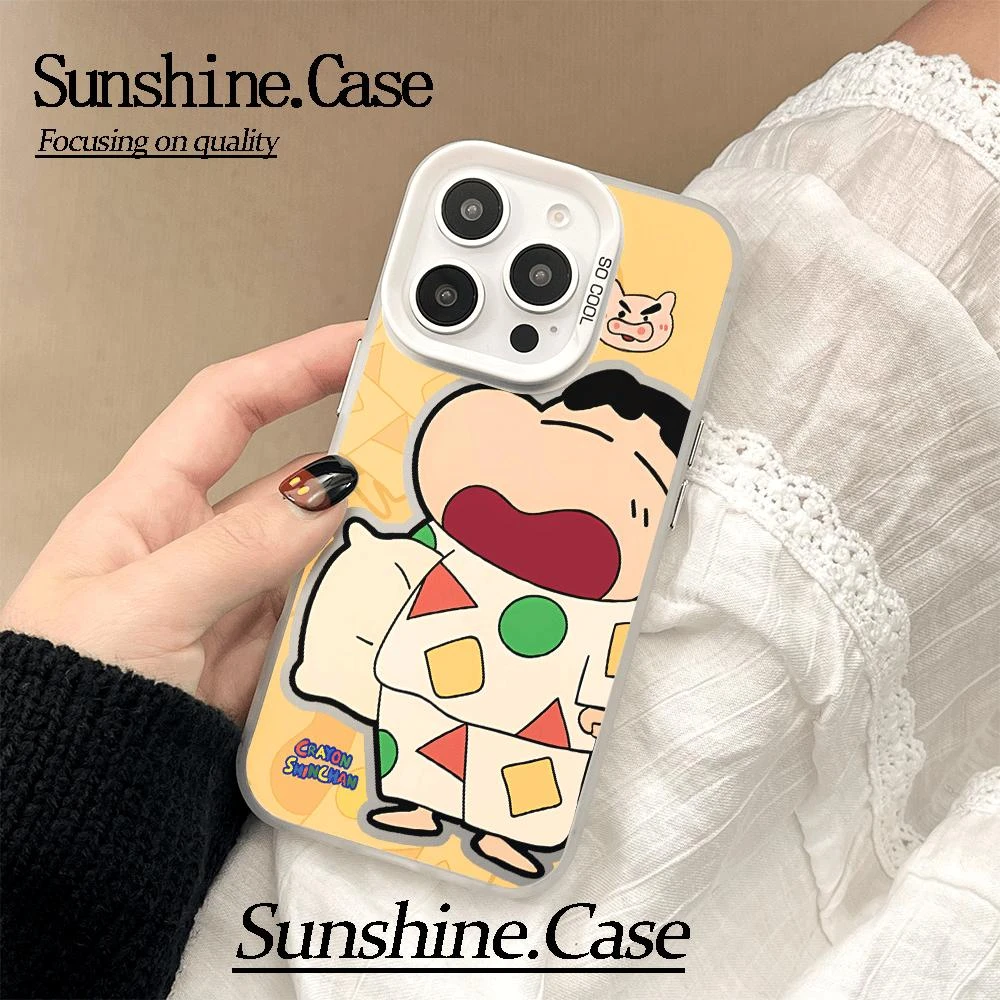 动漫睡衣小新适用于iPhone16/15promax双层MD14/13/12pro手机壳