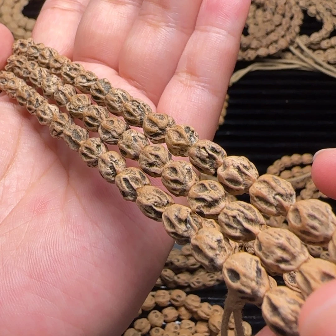 李***风柏香籽/百香籽吊坠