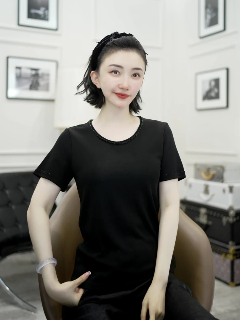 Betty Bairn【山吟】高定舒适感V领百搭上衣25B-BW10331