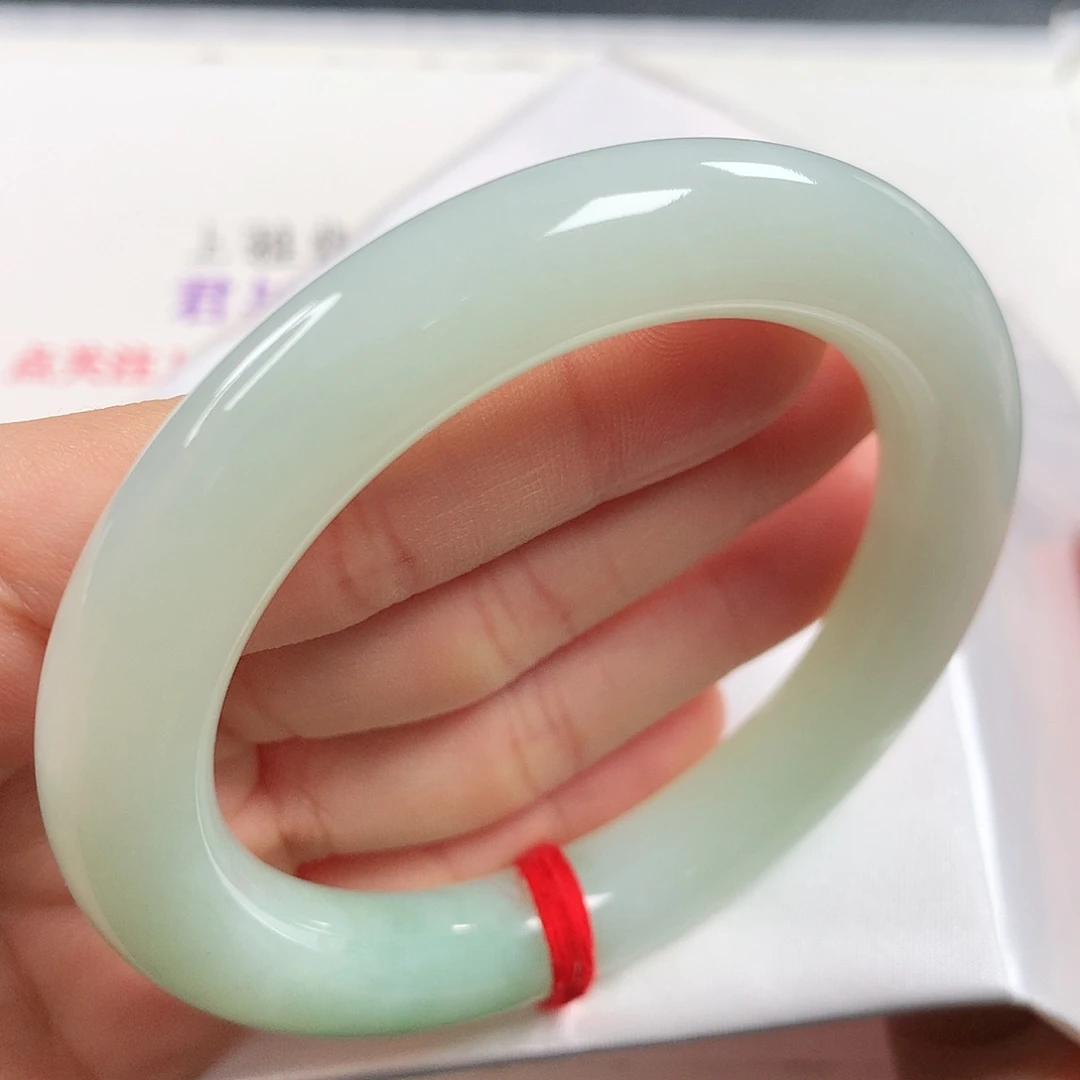 未镶嵌手镯翡翠 圆条①⑧⑧