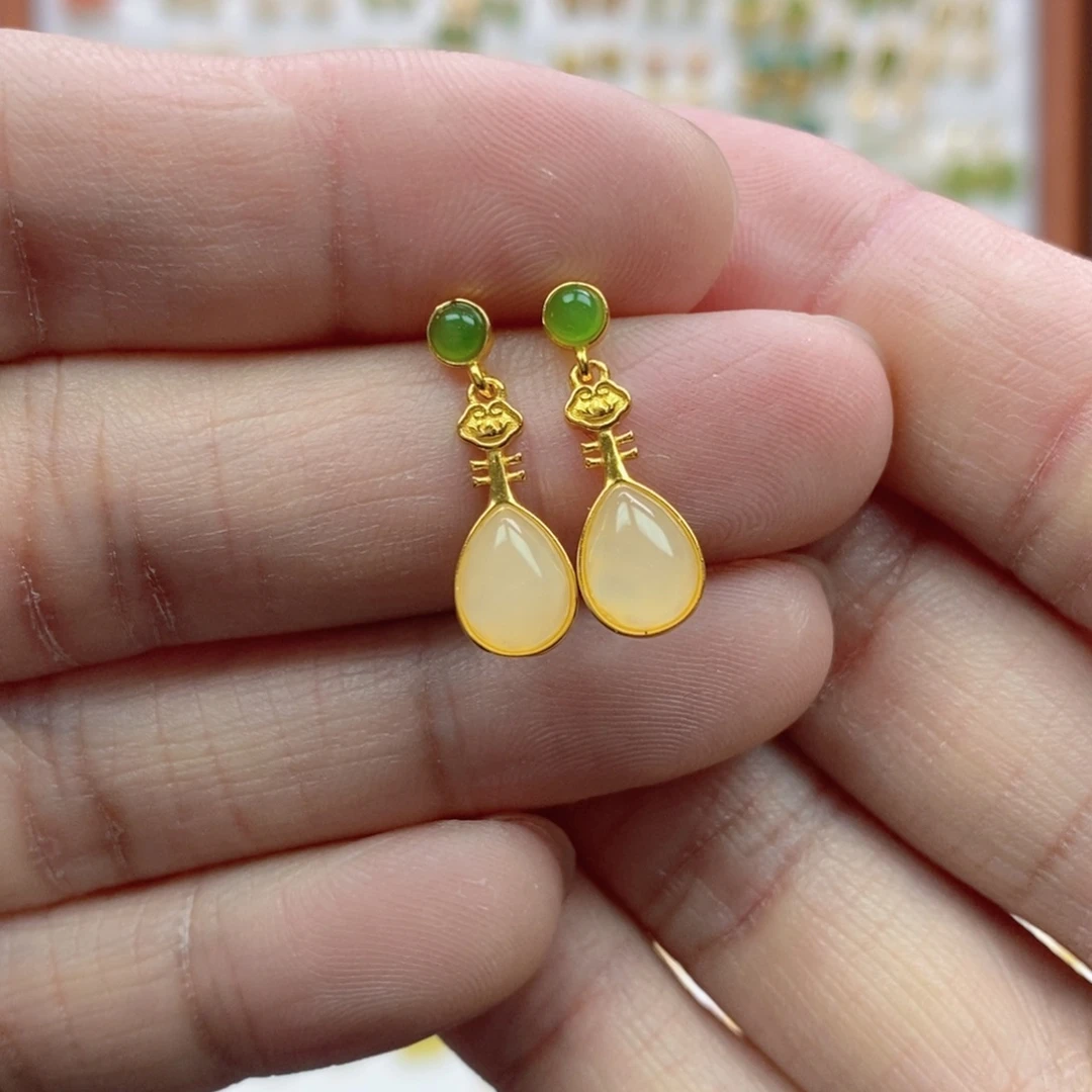 和田玉银S925镶嵌耳饰