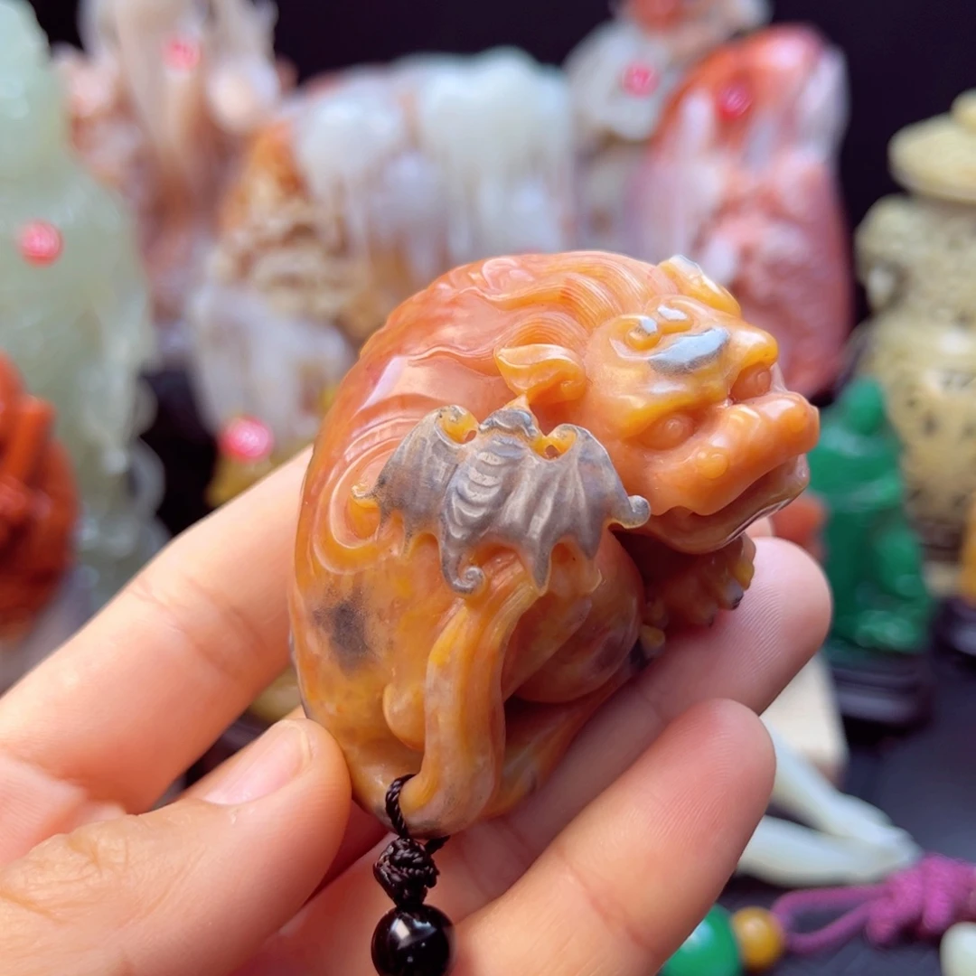 寿山石貔貅手玩件