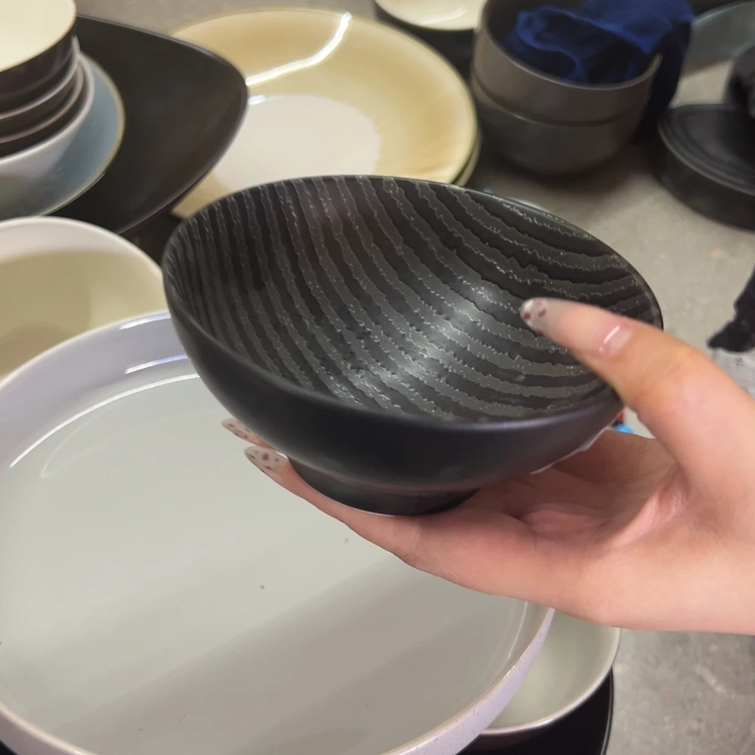 新骨瓷A品 一级品 IK2 5寸 水帘黑 米饭碗