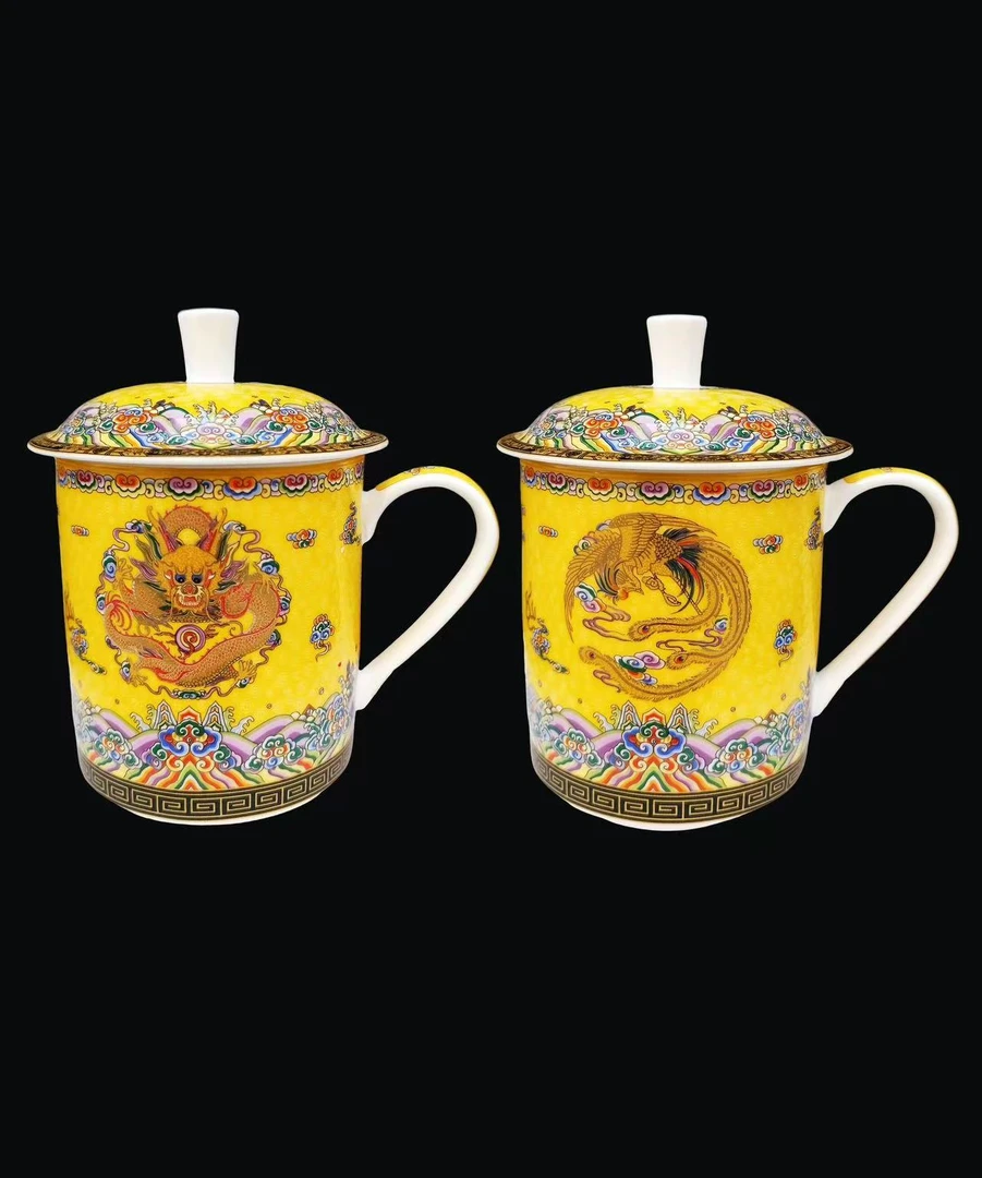 粉彩珐琅龙凤帝【王】杯