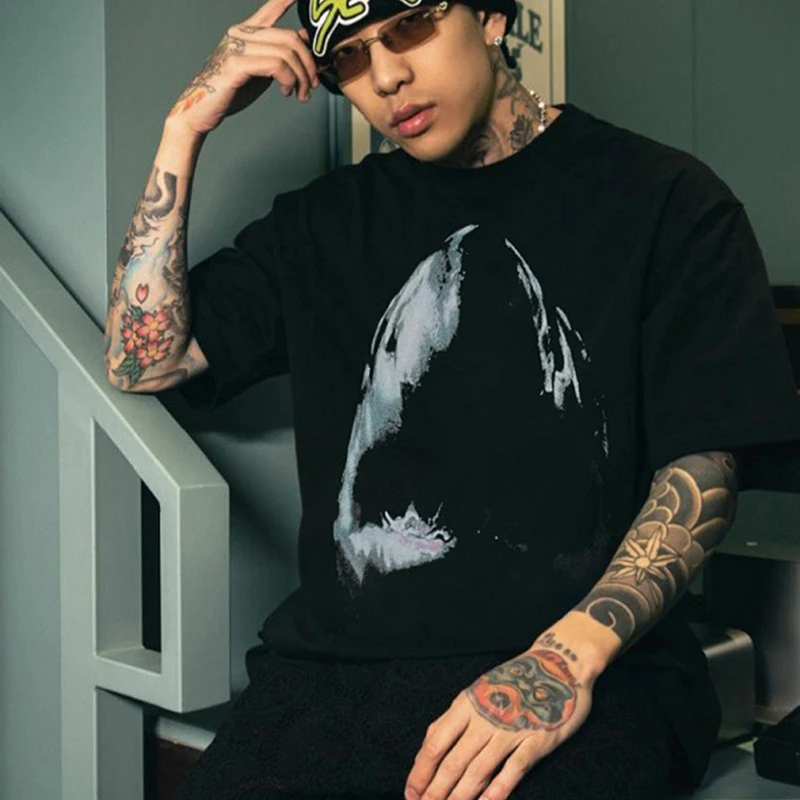 正确版REPRESENT TRACK大白鲨印花短袖Vintage高街宽松纯棉百搭T