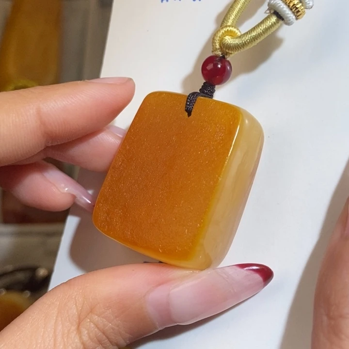 定制琥珀未镶嵌琥珀