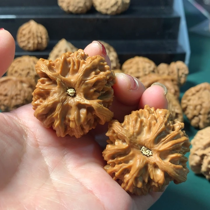 桃核吊坠这****吧苹果微修