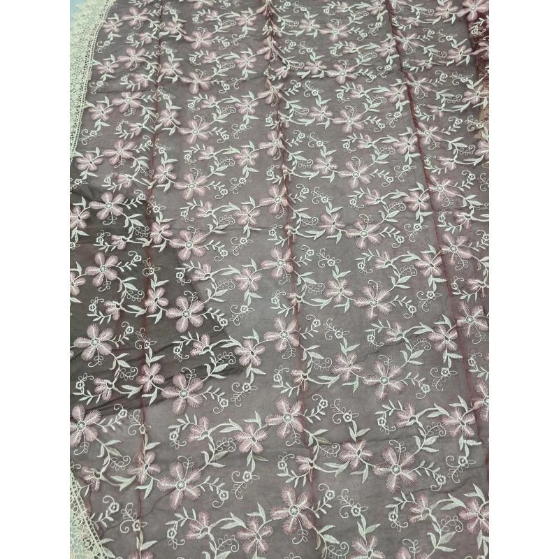 M222红色椭圆纱绣桌布150*220cm