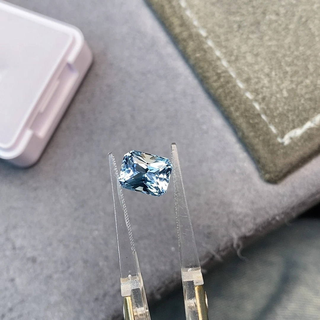 海蓝宝石未镶嵌笔搁2.46ct 圣玛利亚