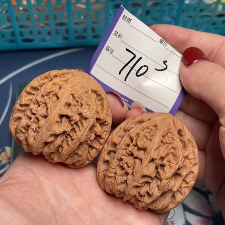 文玩核桃把件粗筋46