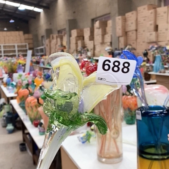 琉璃花瓶高48厘米宽6厘米