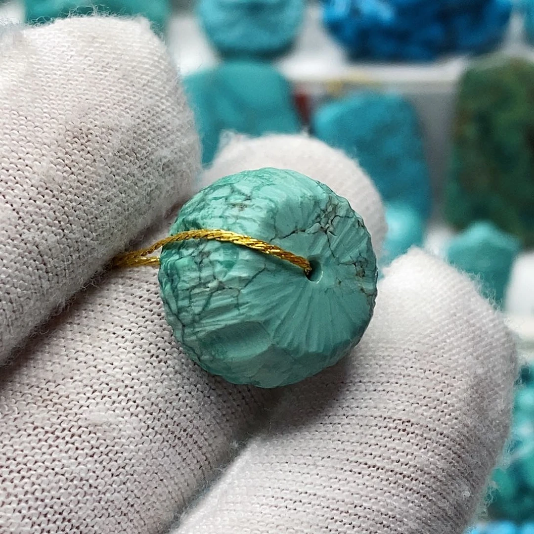 绿松石未镶嵌天然原矿 地大质检